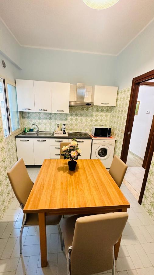 B&B Peace 2 Pisa Ngoại thất bức ảnh